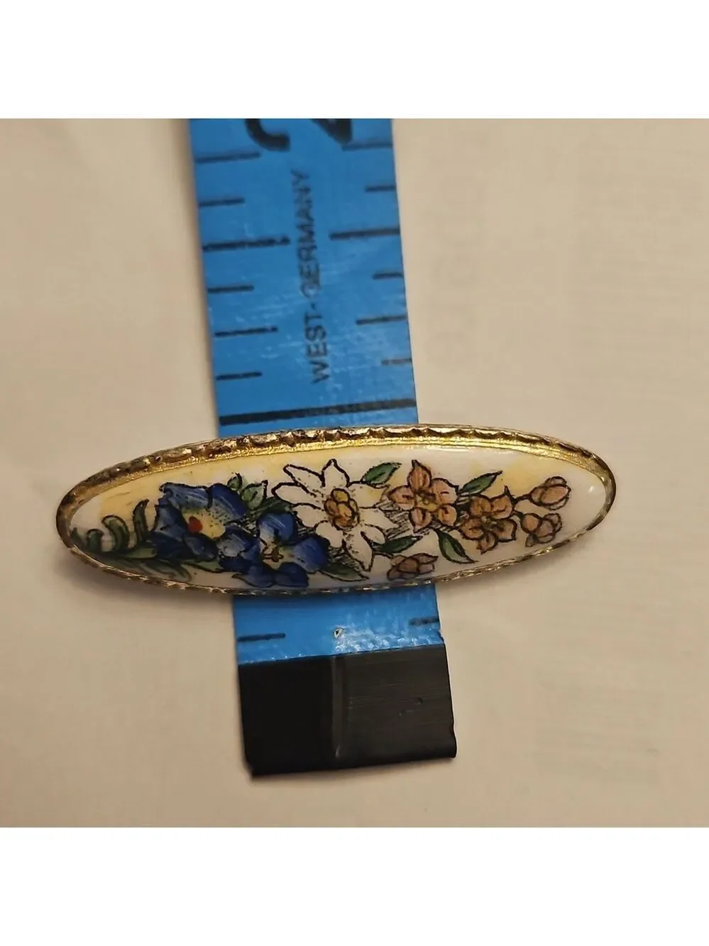 Vintage Brooche Lapel Pin Floral Pink, Blue, White On White Background 1.5